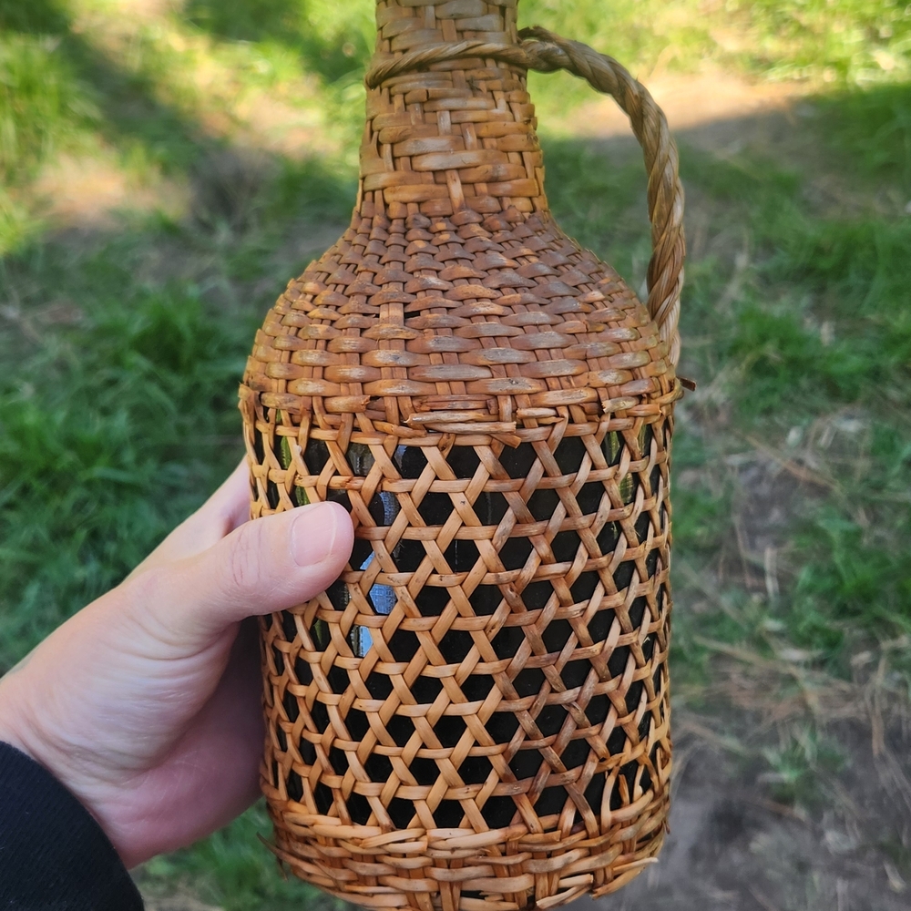 Woven Basket Bottle Holder